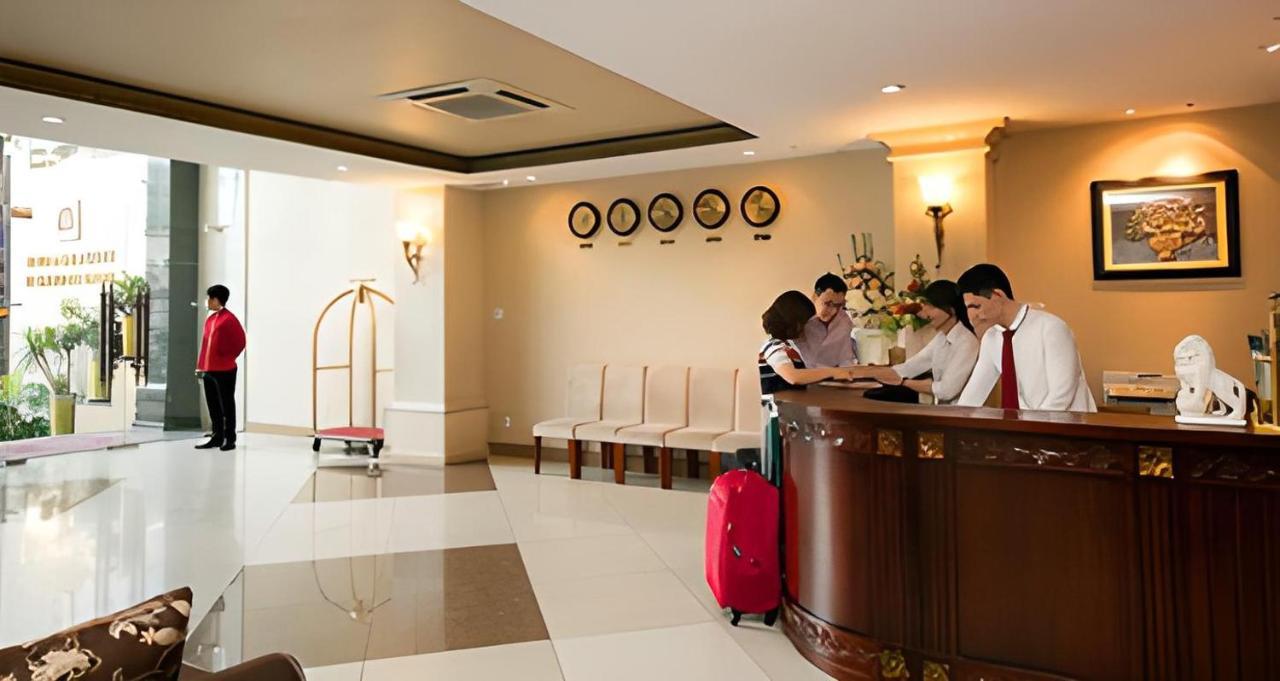 RedDoorz Premium White Lion Hotel Ho Chi Minh Zewnętrze zdjęcie