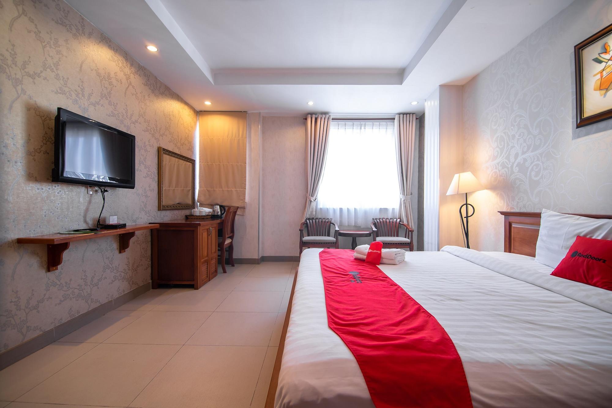 RedDoorz Premium White Lion Hotel Ho Chi Minh Zewnętrze zdjęcie