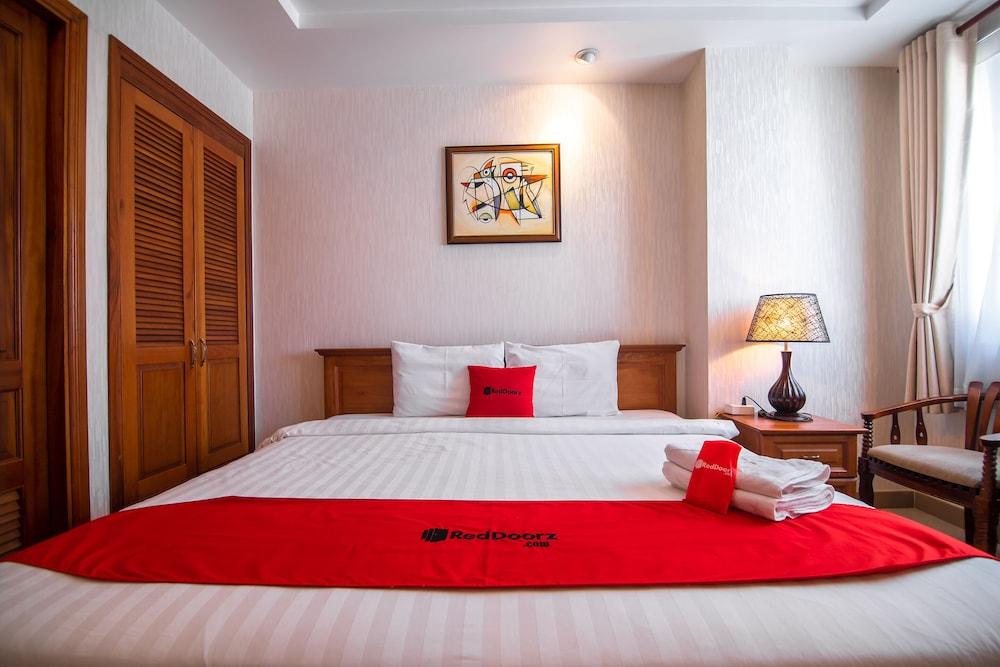 RedDoorz Premium White Lion Hotel Ho Chi Minh Zewnętrze zdjęcie