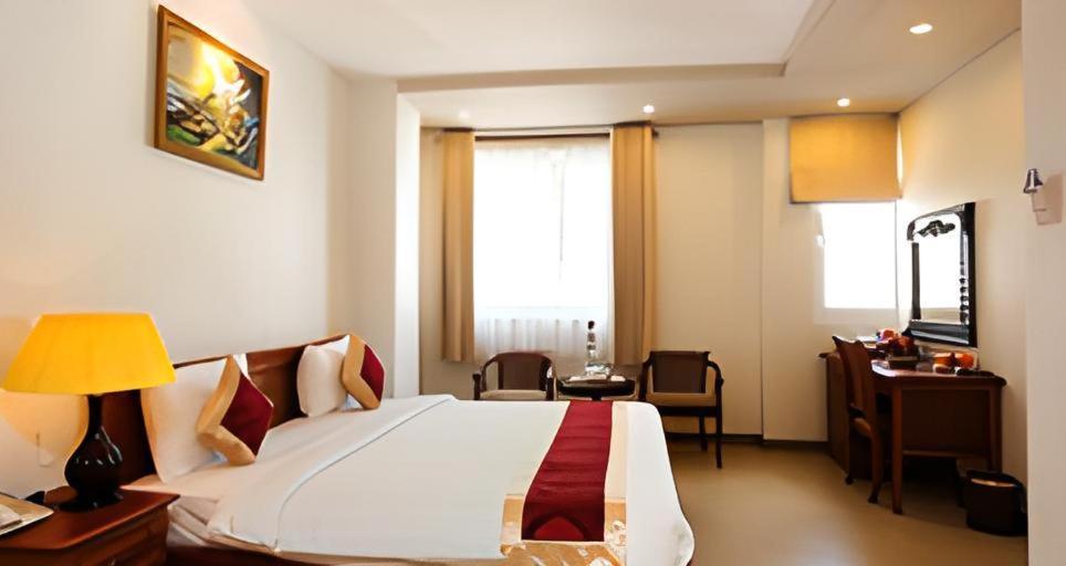 RedDoorz Premium White Lion Hotel Ho Chi Minh Zewnętrze zdjęcie