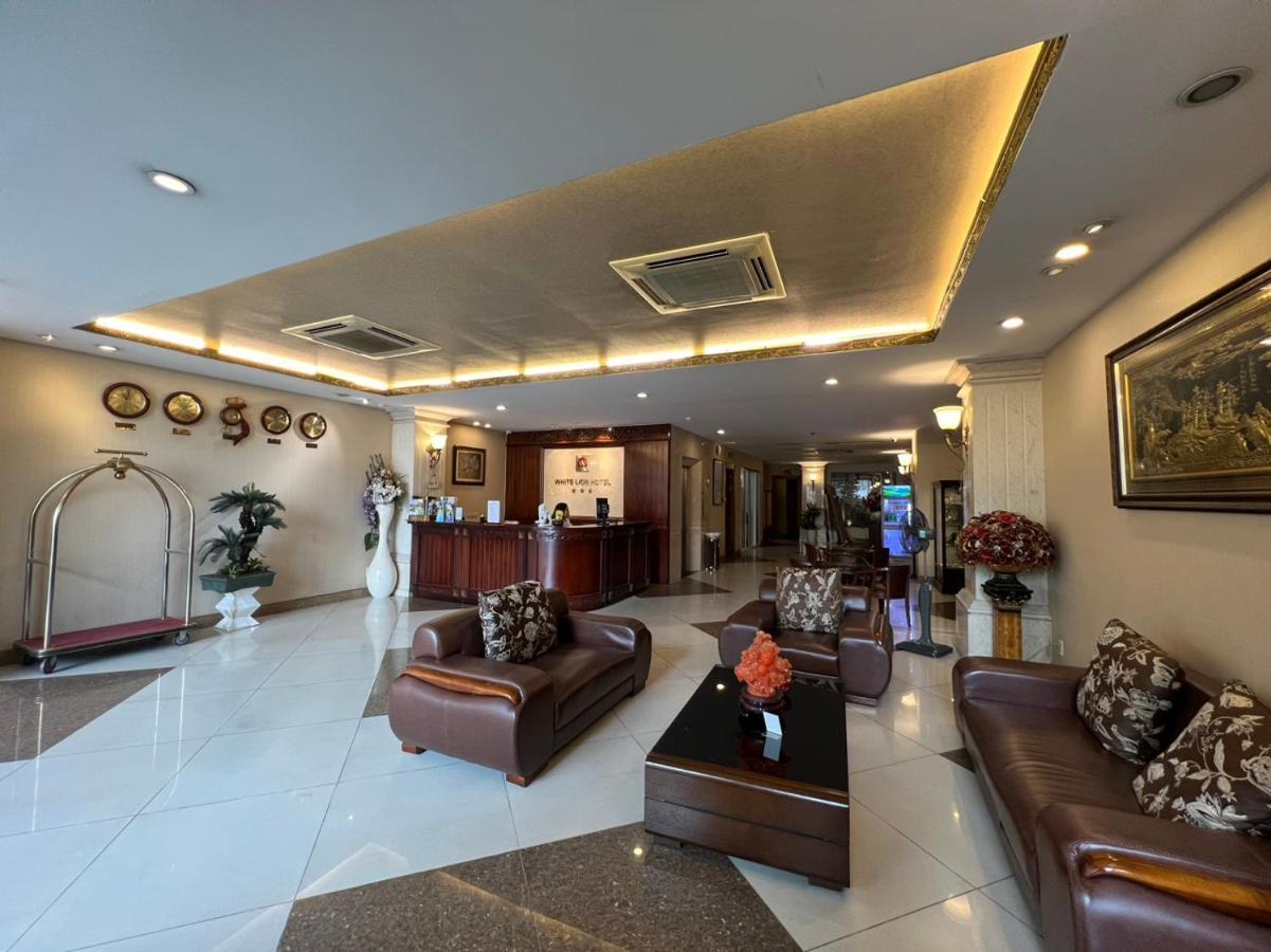 RedDoorz Premium White Lion Hotel Ho Chi Minh Zewnętrze zdjęcie